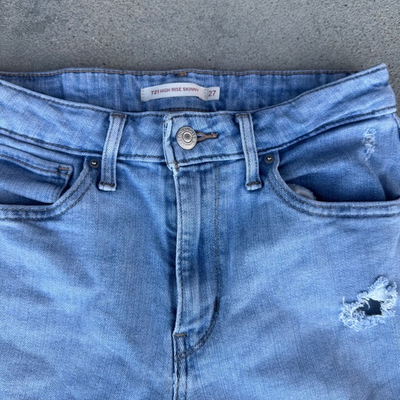 Levi's 721 High Rise Skinny Jeans Light Wash Distressed Size 27 - Picture 4 of 8